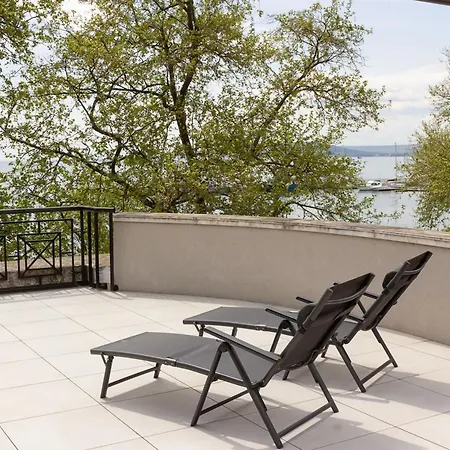 Cozy 1bd With A Spacious Terrace By Flat Mаnager * バルチク