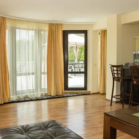 Cozy 1bd With A Spacious Terrace By Flat Mаnager Apartment