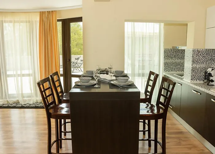 Διαμέρισμα Cozy 1bd With A Spacious Terrace By Flat Mаnager