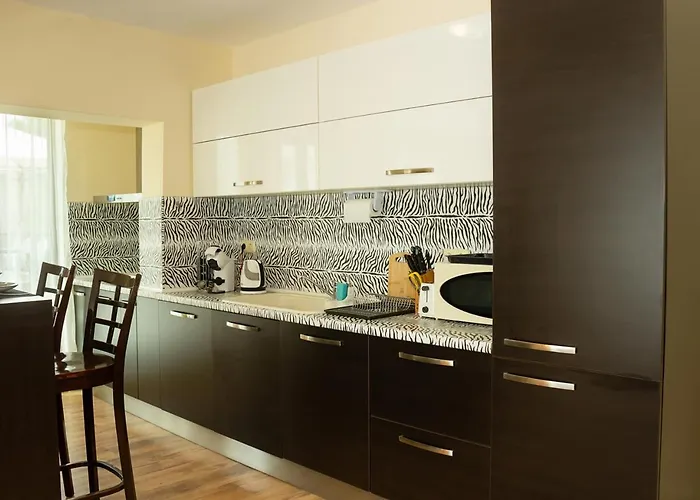 Cozy 1bd With A Spacious Terrace By Flat Mаnager شقة *